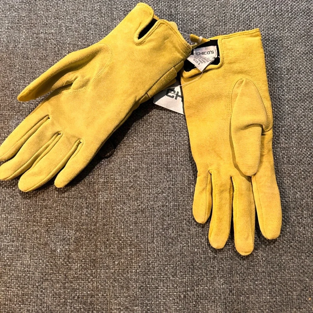 NWT‎ Chicos Old Money Womens Suede Leather Gloves Green Size Small Artsy Boho